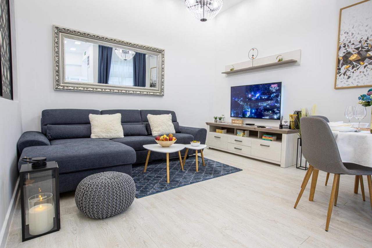 Theatre Square Apartments 노비사드 외부 사진