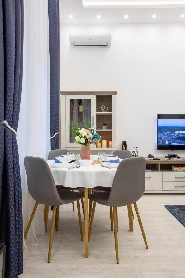 Theatre Square Apartments 노비사드 외부 사진