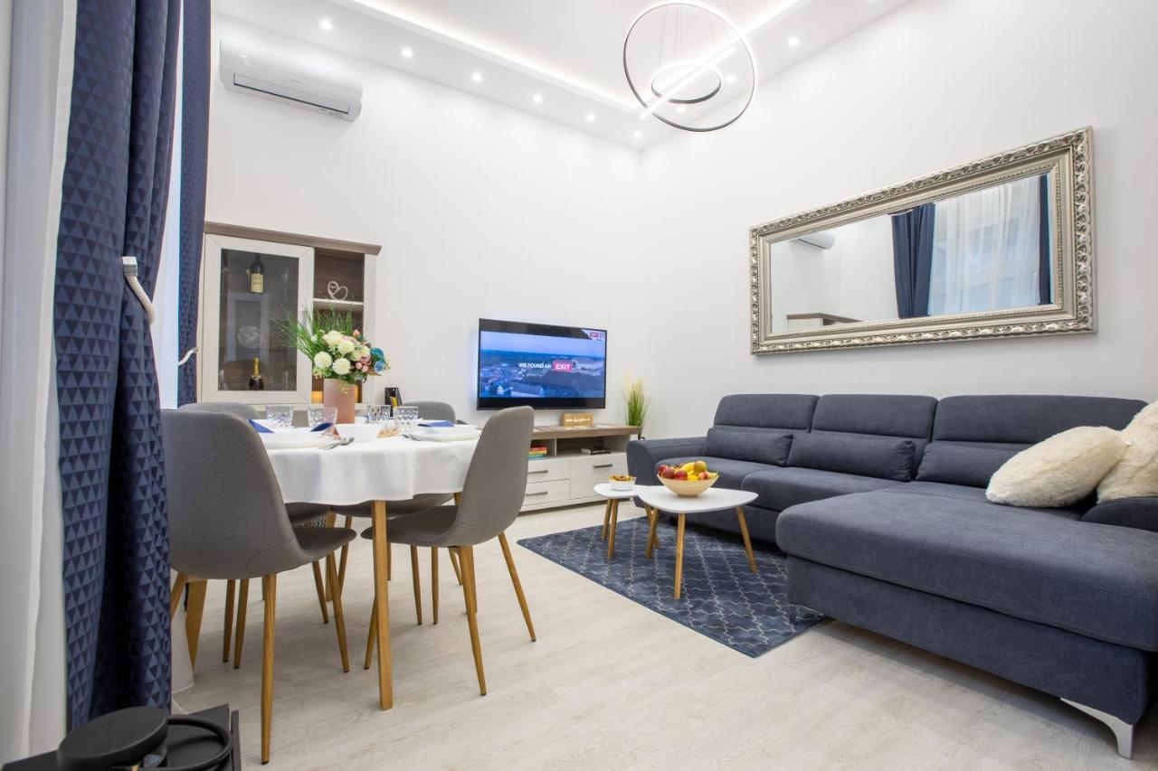 Theatre Square Apartments 노비사드 외부 사진
