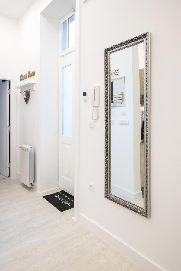 Theatre Square Apartments 노비사드 외부 사진